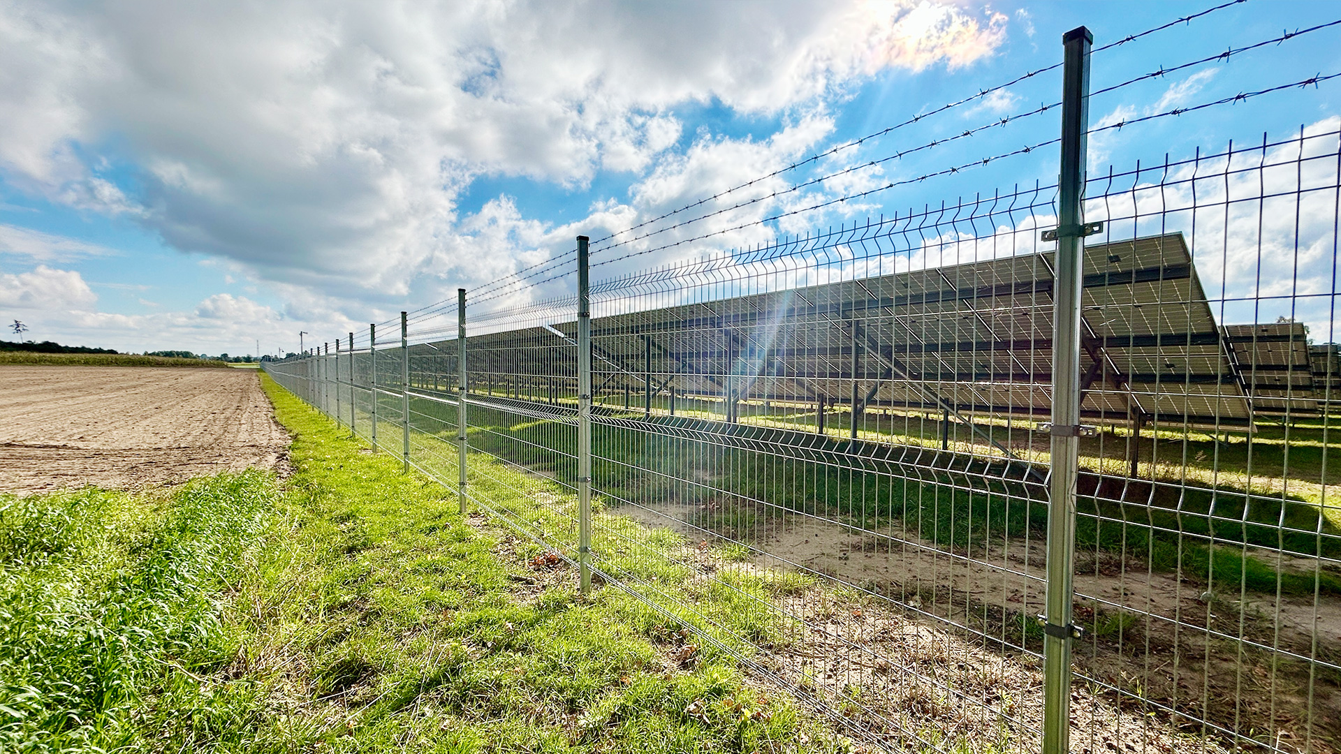 Profesjonalne ogrodzenia dla projektów PV i BESS